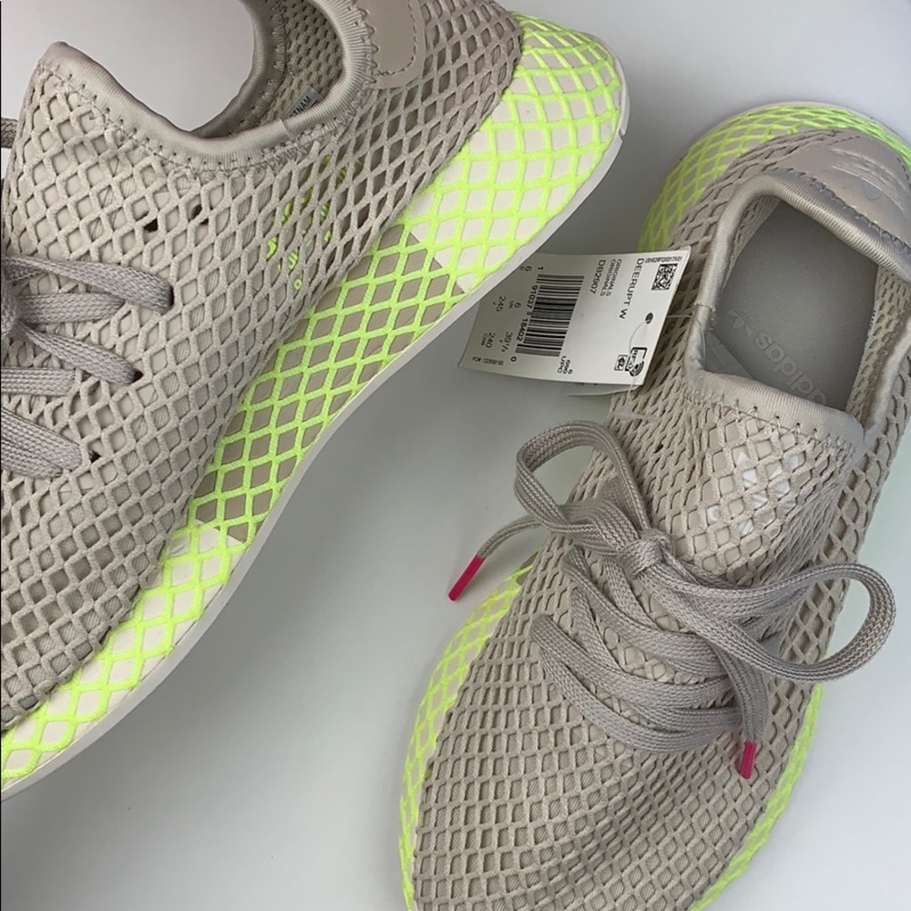 Women’s Adidas Originals Deerupt Runner - Picture 2 of 4